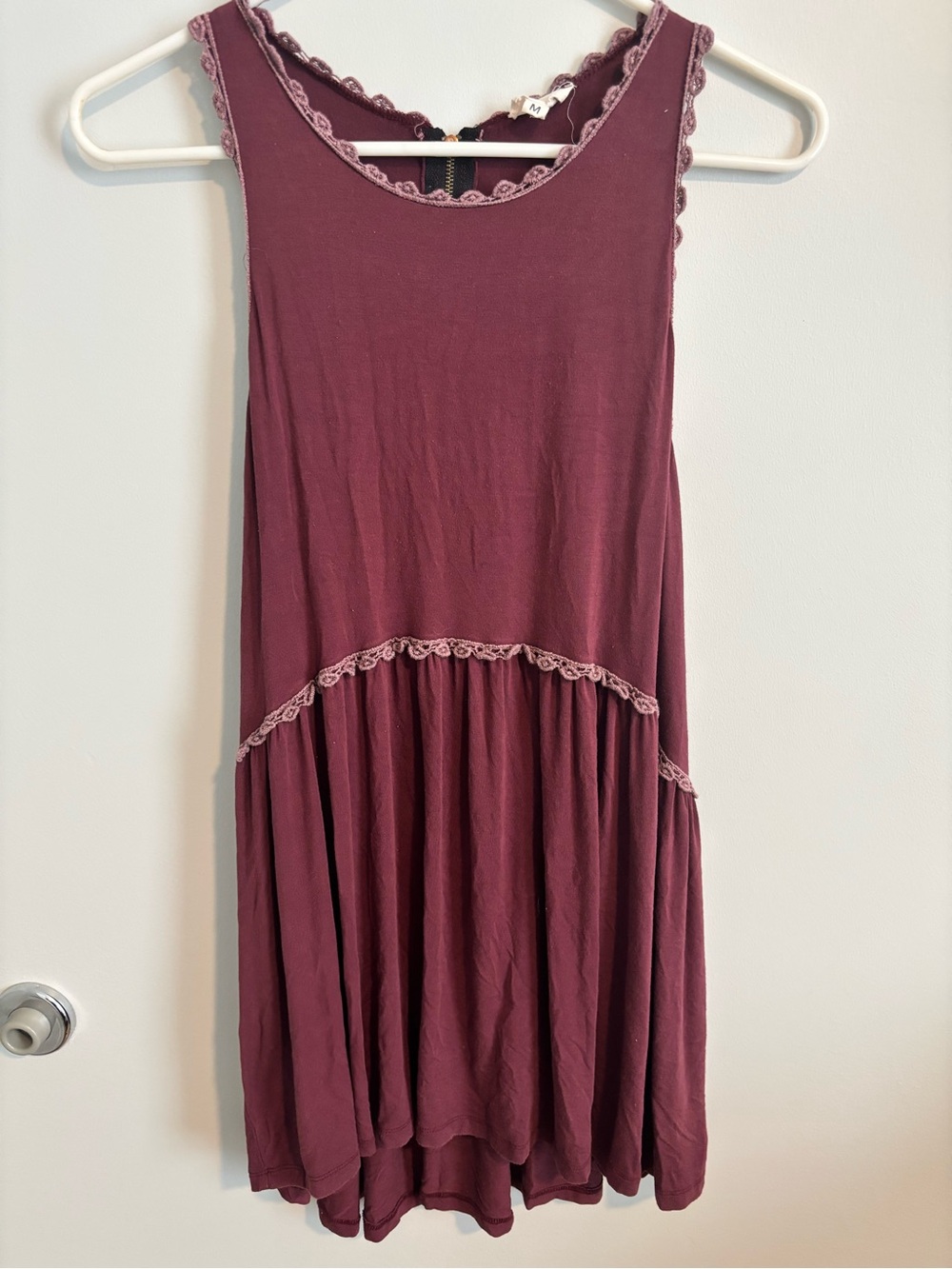 POL Mauve Sleeveless Crochet-Trim Tunic Top